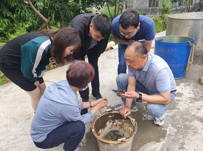 科技特派團(tuán)淡水魚產(chǎn)業(yè)組到國家鄉(xiāng)村振興重點(diǎn)幫扶縣會澤縣調(diào)研